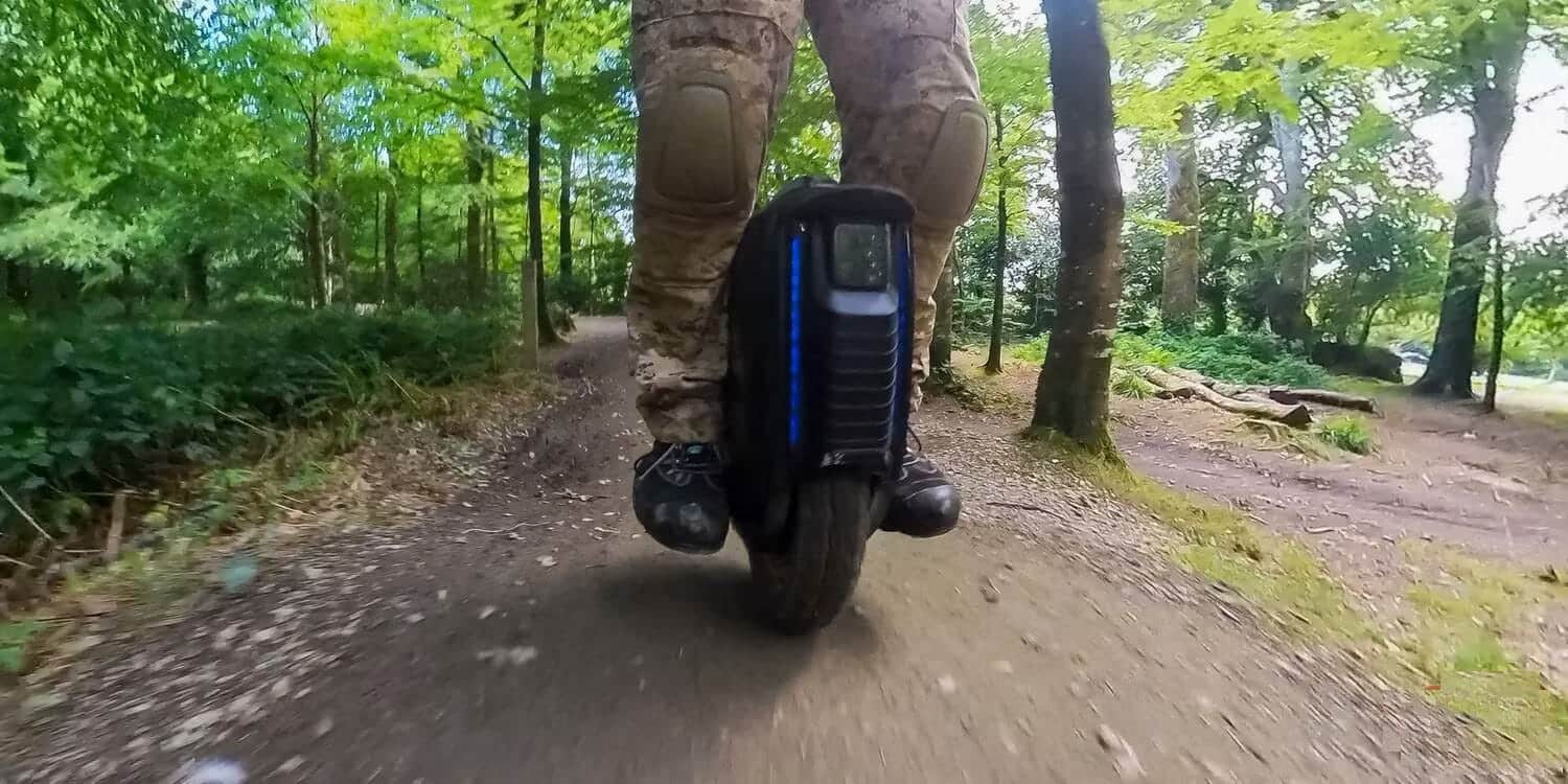 صورة لـ ما هي الدراجة أحادية العجلة الكهربائية (EUC)؟ | 1hvKbm8UJrHH61x8P6FPY5w-DzTechs