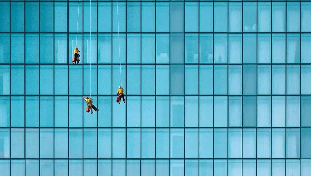 صورة لـ ما هي خدمات إزالة البيانات، وما هي البيانات التي يُمكنها محوها من الإنترنت؟ | 1uvY0duMhJOtPVaHd83j2UQ-DzTechs