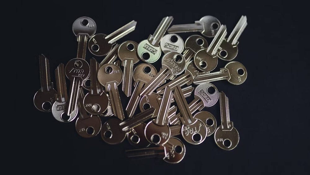 صورة لـ ماذا يحدث لكلمات السر عندما تقوم بحذف تطبيق إدارة كلمات السر | 1xZ4TFZjxkIDaTR4rBjvSyg-DzTechs