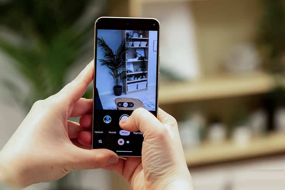 صورة لـ مراجعة Google Pixel 8: اكتشف كيف أصبح أفضل من السابق مع إضافة ميزات مُبهرة | 173VeJUQ8dTAq1WdqbKq6hg-DzTechs