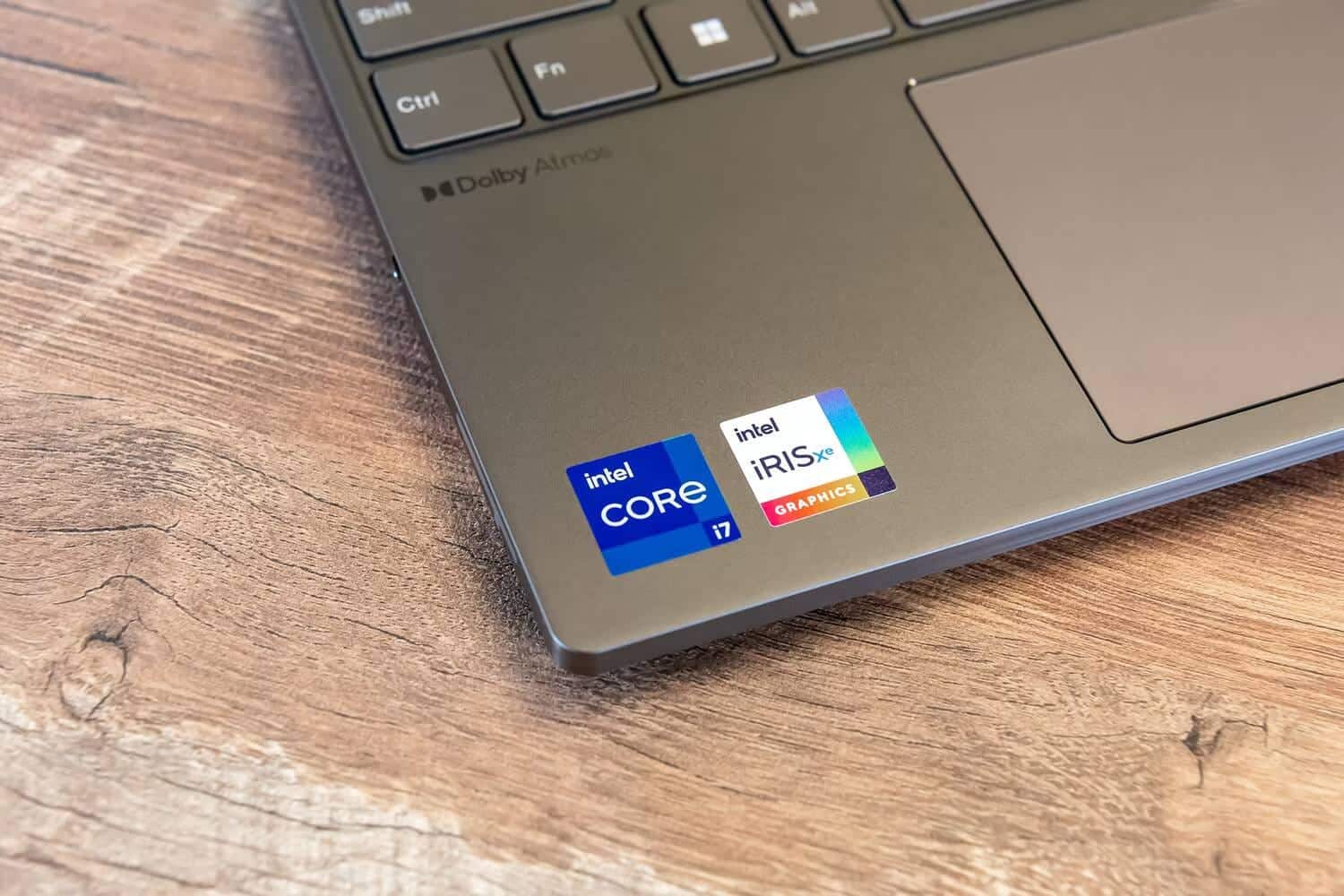 صورة لـ مُراجعة Lenovo ThinkBook Plus Gen 4: شاشة الحبر الإلكتروني لا تُميزه | 1SRXcKHMaOTDEUcC3VXjejA-DzTechs