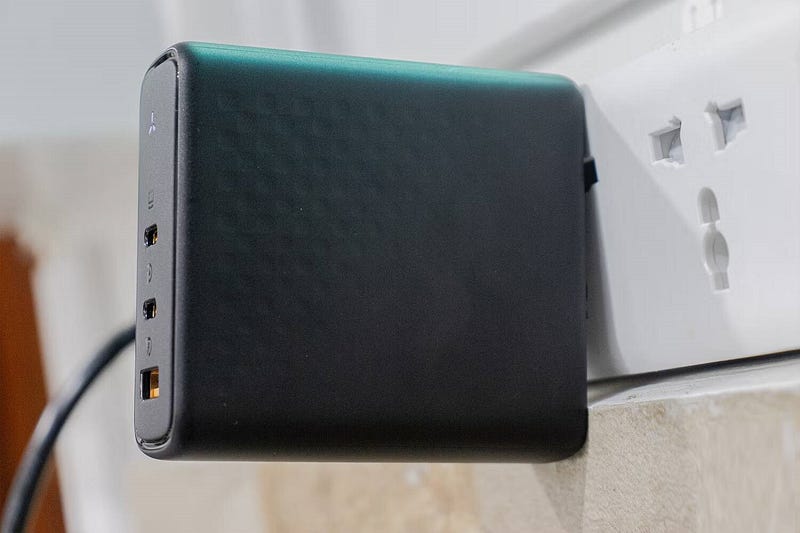 صورة لـ مُراجعة شاحن الحائط Voltme Revo 140 USB-C: شحن سريع لأجهزة مُتعددة | 1V571X4M_FZ-Y6gQKLqQLcg-DzTechs