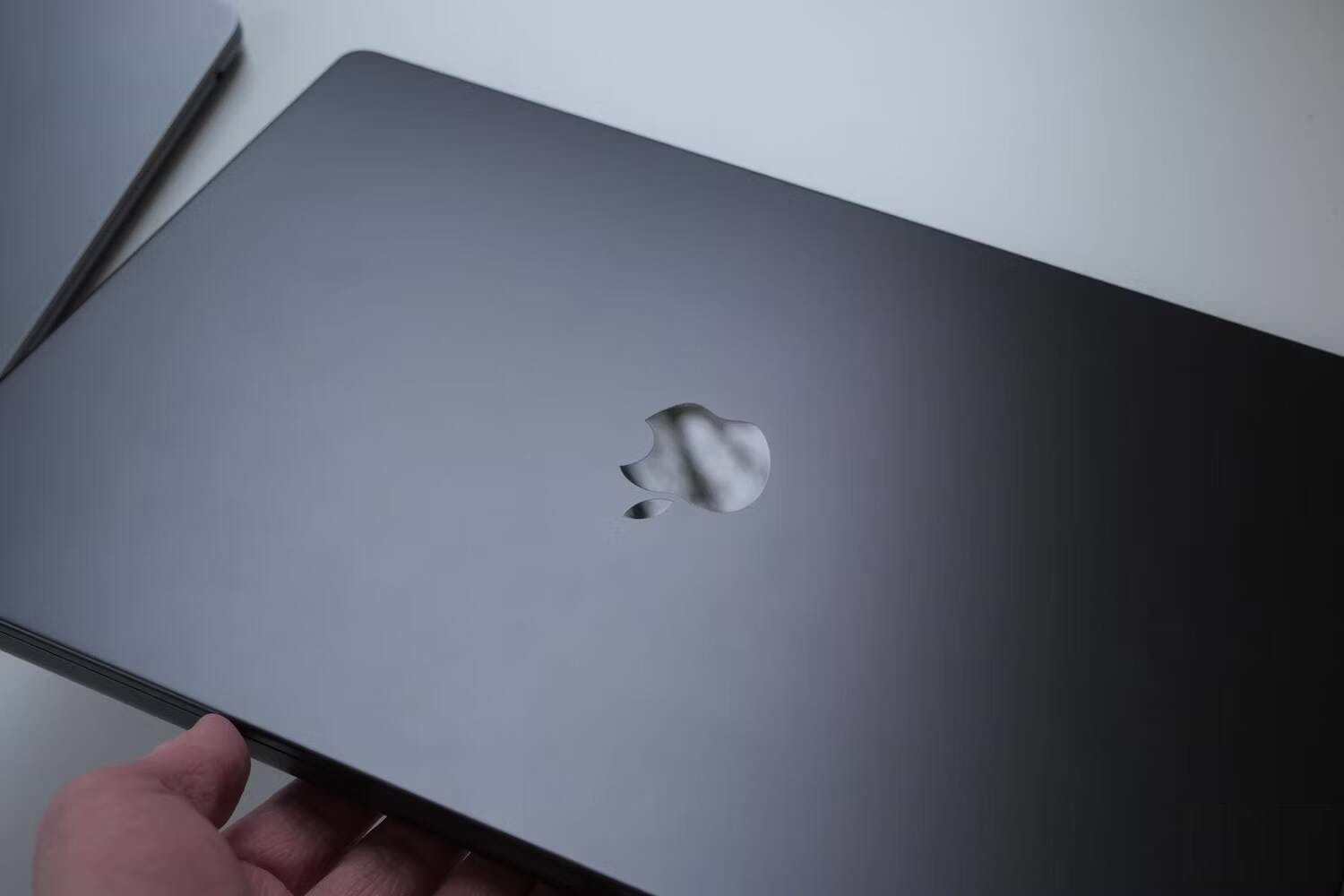 صورة لـ مُراجعة MacBook Pro مقاس 16 بوصة المُزوَّد بـ M3 Pro: إلقاء نظرة شاملة من الداخل والخارج | 1cDvNxxFgNX96lYnljKV39g-DzTechs