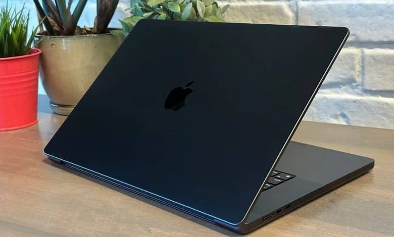 صورة لـ مُراجعة MacBook Pro مقاس 16 بوصة المُزوَّد بـ M3 Pro: إلقاء نظرة شاملة من الداخل والخارج | 1mqGQCp9w_IQW1WmSK5EmGw-DzTechs