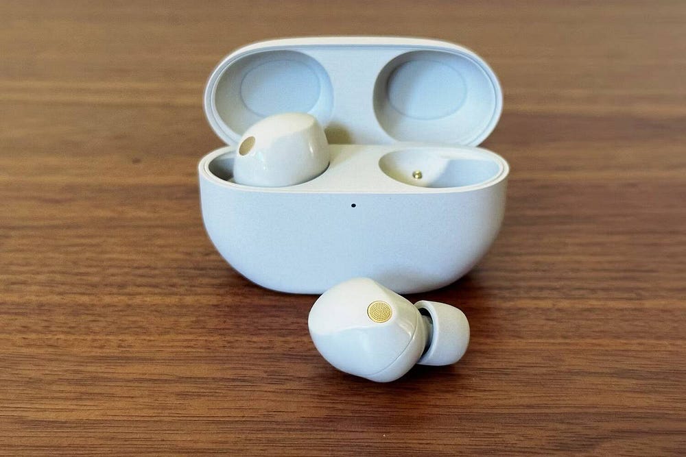 صورة لـ أفضل سماعات الأذن لـ iPhone في هذا العام للإستمتاع بتجربة صوتية مُتميزة | 1rLDoNhh2ksucCHTIgXqS7A-DzTechs