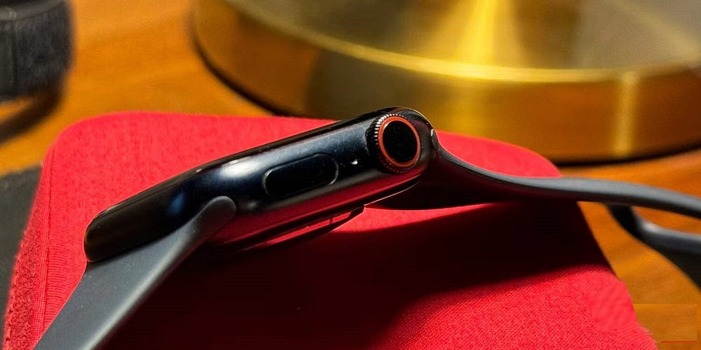 صورة لـ مُقارنة بين إصدار GPS و Cellular من Apple Watch: هل يستحق الاتصال الخلويّ التكلفة الإضافية | 1yvS1tRog4r95r1XoBHLk6Q-DzTechs