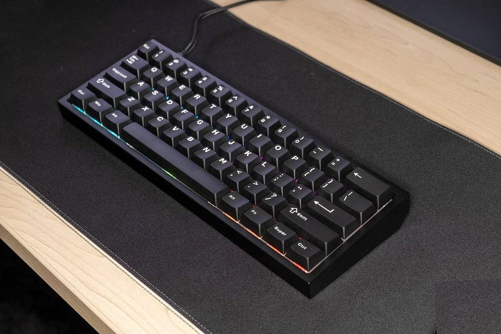 صورة لـ مُراجعة CyberPowerPC CK60: لوحة مفاتيح ميكانيكية بأداء مُميز وتخصيص لا مثيل له لمُحبي الألعاب | 14s6qwoNCW1k5lns-1CJokQ-DzTechs