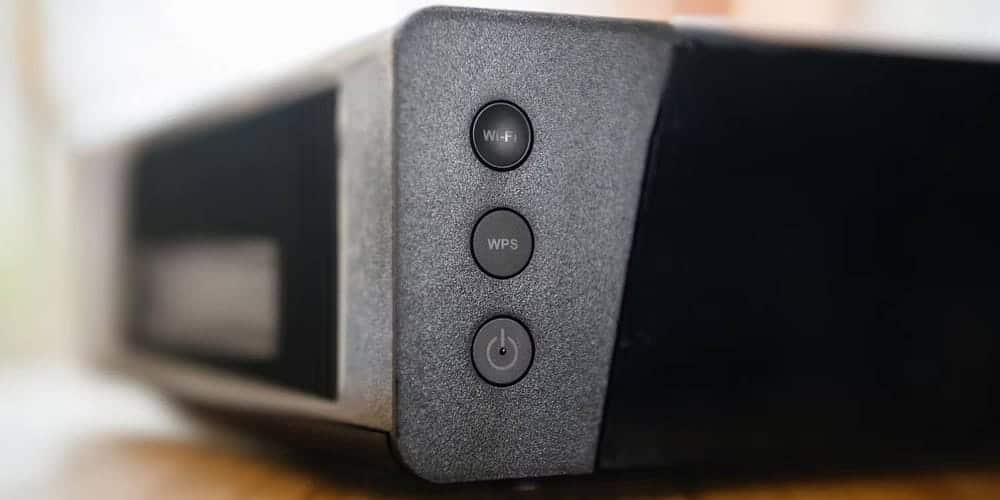 صورة لـ كيفية تعزيز أمان شبكتك بدون إخفاء اسم شبكة Wi-Fi: خطوات ناجحة لحمايتها | 14sSro_wBINIY7qALITjcCA-DzTechs