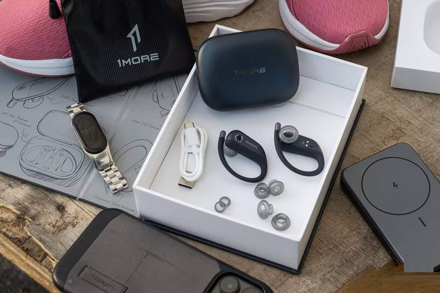 صورة لـ مُراجعة 1More Fit Open Earbuds S50: هل هي الخيار الأفضل لمُمارسة الرياضة؟ | 15zlOU_jS6vbrHlSt3KgvKw-DzTechs
