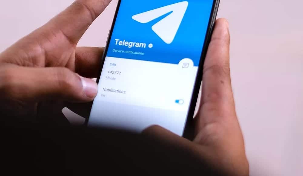 صورة لـ كيفية حماية نفسك على Telegram من الروبوتات الاحتيالية المُنتشرة | 19M9XIg8I48kC5eZ5am5VwA-DzTechs