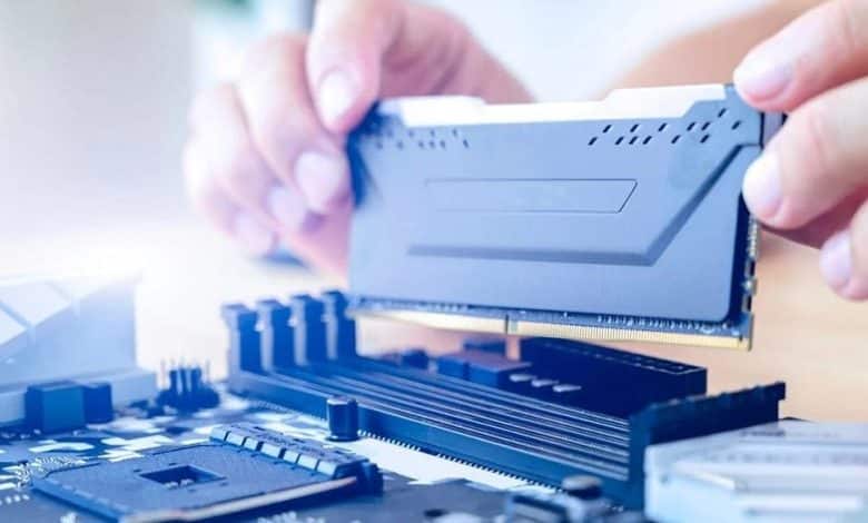 صورة لـ لماذا أصبحت ذاكرة RAM بحجم 16 جيجابايت المعيار الجديد في الكمبيوتر بنظام Windows؟ | 1GOQJuPLli5P-vsajzEhLdw-DzTechs