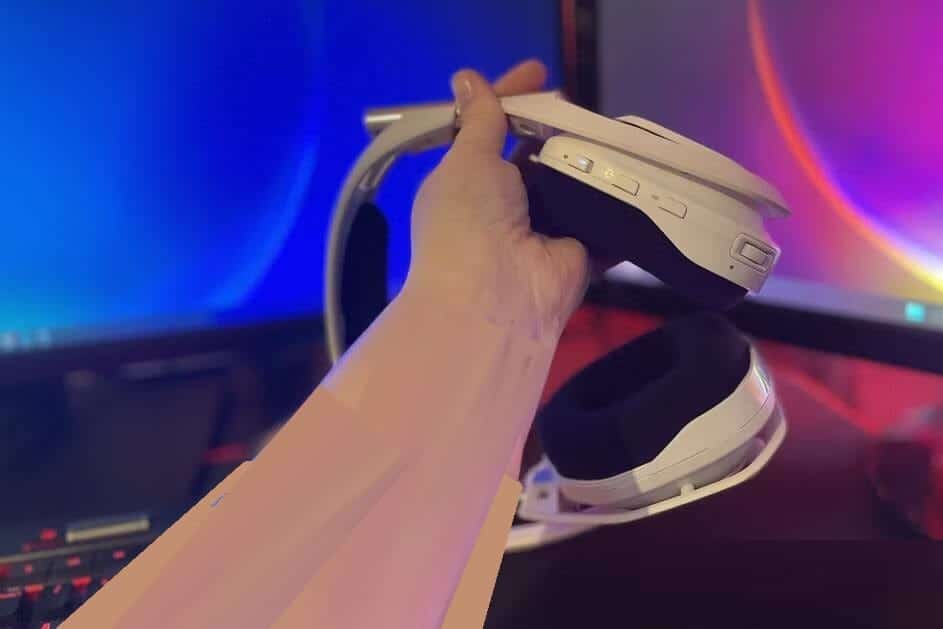 صورة لـ مُراجعة Logitech Astro A50 X: توصيل جهاز الألعاب والكمبيوتر في نفس الوقت لتجربة استثنائية | 1HIGceqNaYPkG8EPbaDv64w-DzTechs