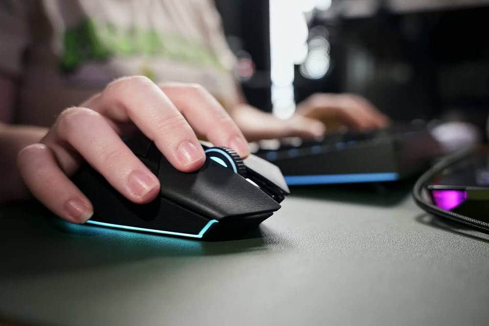 صورة لـ مُراجعة Razer Basilisk V3 Pro: ماوس يُقدم أداء فائق واستجابة سريعة في عالم الألعاب | 1S0Ol3GnwHd5-NCm1dkngUA-DzTechs