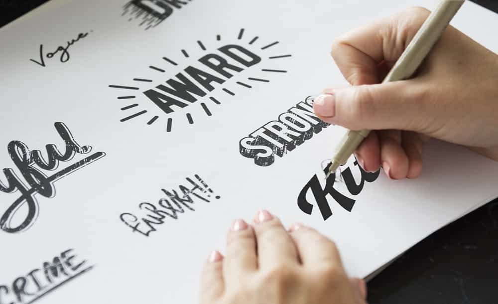 صورة لـ أفضل الطرق لإنشاء الشعارات باستخدام Kittl بأكثر الأساليب إبداعًا | 1_p48HBQ8PXzpfiRsHrNWDg-DzTechs