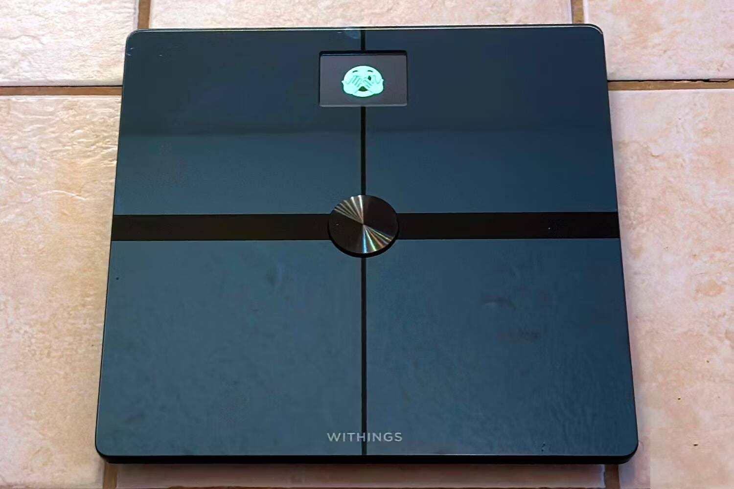 صورة لـ مُراجعة ميزان Withings Body Smart: الرفيق الذكي لرصد صحتك ولياقتك البدنية | 1vCduvIDqKvCNSXSOu5rmmA-DzTechs