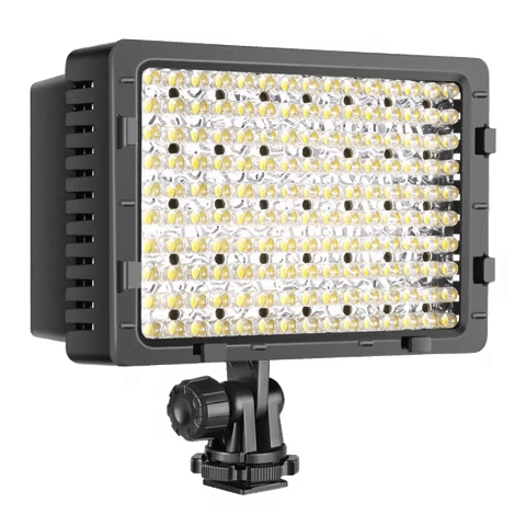 صورة لـ أفضل مُعدات الإضاءة المُتاحة للحصول على تجربة تصوير مُذهلة | neewer-cn-160-led-light-1.avif_