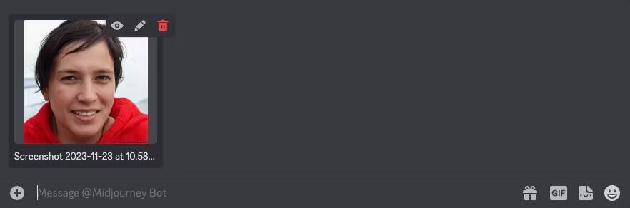 صورة لـ كيفية إنشاء صور شخصية فريدة بالذكاء الاصطناعي باستخدام Midjourney | uploading-a-photo-in-discord-message