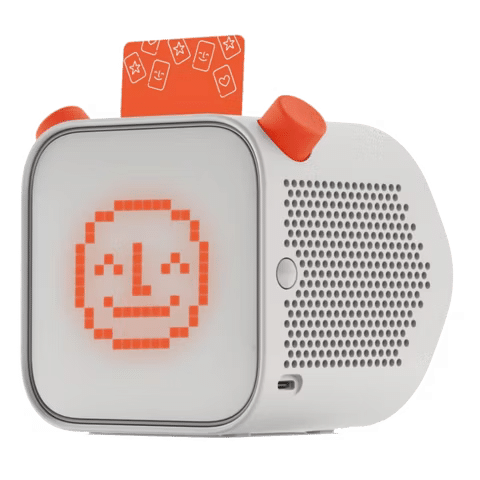 صورة لـ أفضل مُشغِّلات الموسيقى المُخصصة للأطفال للإستمتاع بالكتب الصوتية والقصص | yoto-player-3rd-gen-1.avif_