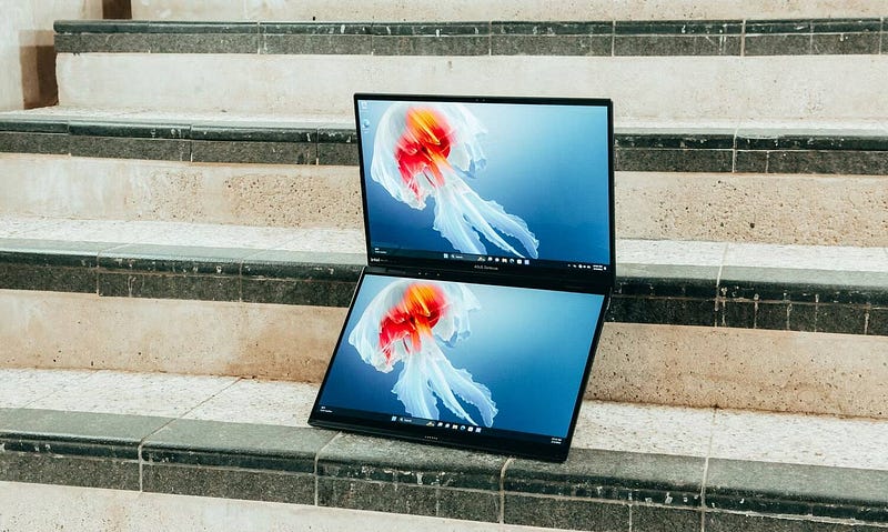 صورة لـ مراجعة ASUS Zenbook DUO UX8406: هل هذا هو البديل المثالي لـ Surface Neo المُعلن؟ | 152ENXJtGFkZn1di_jUhUmg-DzTechs