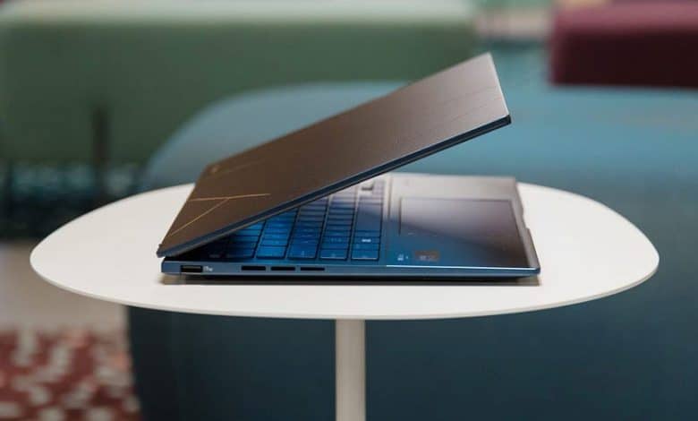 صورة لـ مُراجعة ASUS Zenbook 14 OLED (UX3405): أداء مُتميز وتصميم راقٍ يجعله بالقرب من الـ MacBook؟ | 1Aiv6dDqP1LXs9nkKu7ocmw-DzTechs