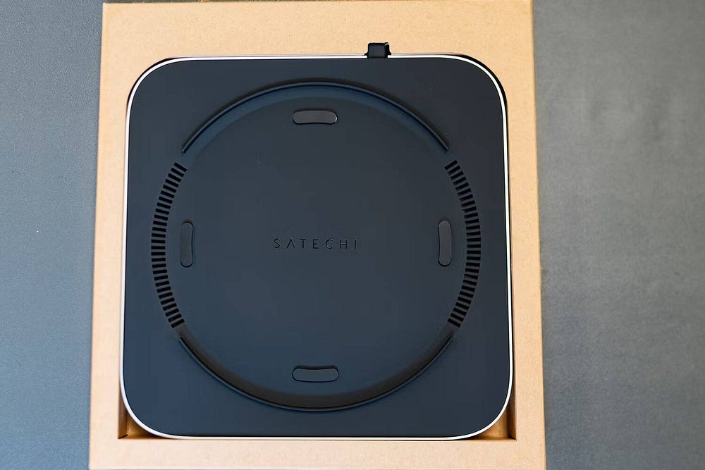 صورة لـ مُراجعة Satechi Stand & Hub With SSD Enclosure: اجعل الـ Mac Mini كمبيوتر مكتبي شبه مثالي | 1pFrFQlBqprL0svBwbZJAsQ-DzTechs