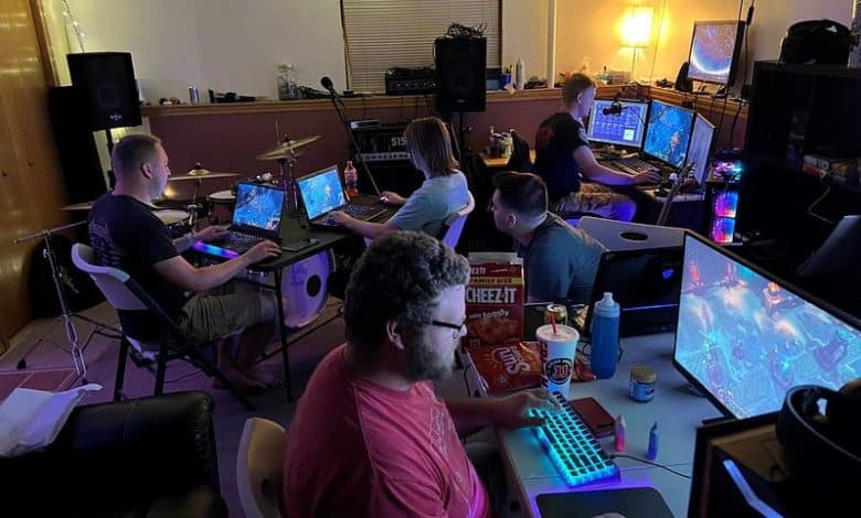 صورة لـ أسباب افتقادي لفعاليات الألعاب المحلية (LAN) مع أصدقائي في الحياة الواقعية | 1uG4y7MMzhBB49-5u7sEOtw-DzTechs