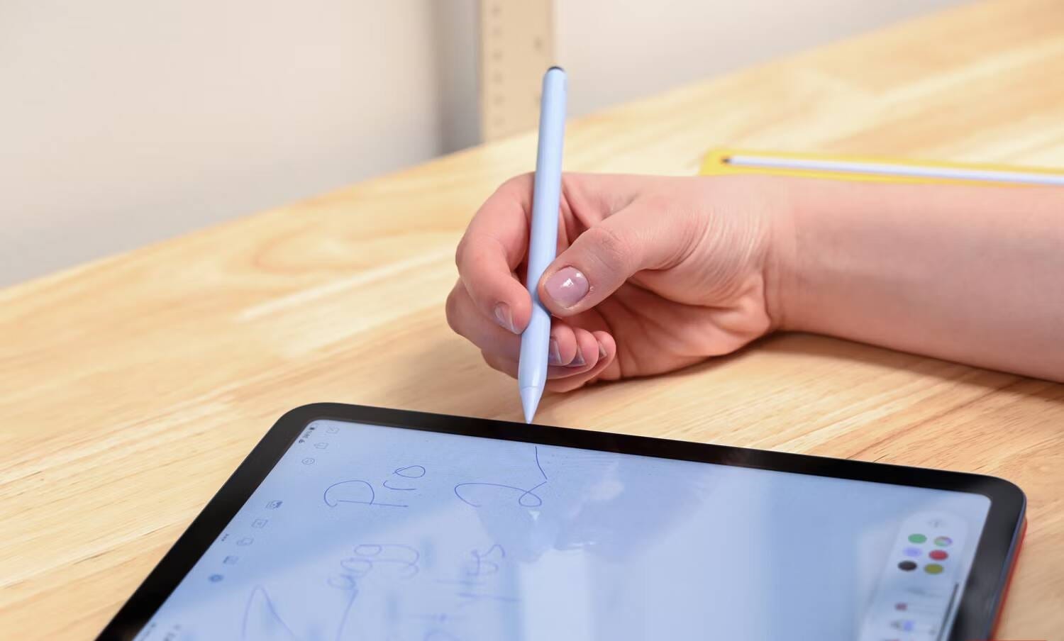 صورة لـ مراجعة ZAGG Pro Stylus 2: هل هو أفضل من Apple Pencil؟ | 1xJ2MVrUV-G358phNsyn4Ig-DzTechs