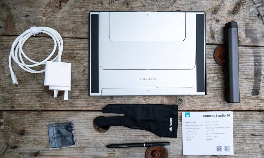 صورة لـ مُراجعة Huion Kamvas Studio 16: أفضل كلوحة رسم بدلًا من الكمبيوتر اللوحي | 1-BidjtFH1HDq8m6dyYn-3A-DzTechs