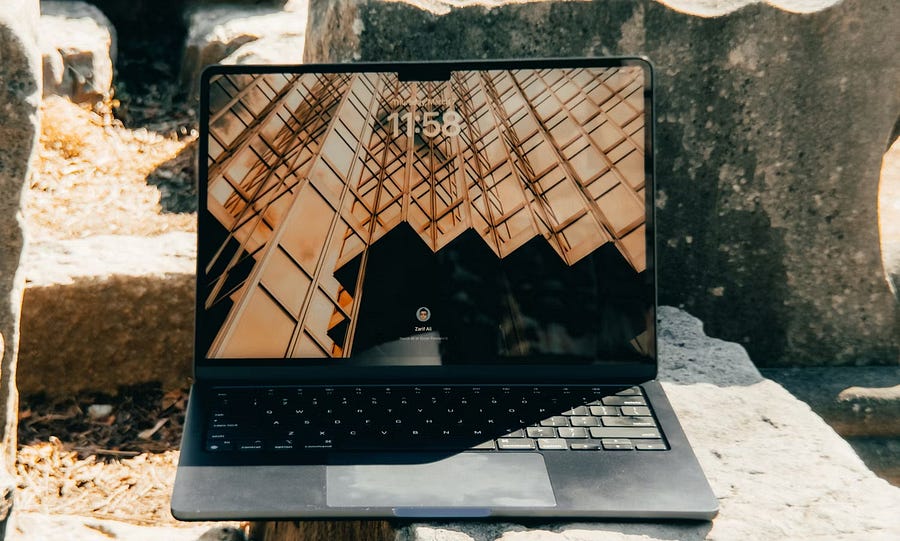 صورة لـ مُراجعة Apple M3 MacBook Air (13 بوصة): لماذا قد تُفكر في أن تشتري أي شيء آخر؟ | 10snan_9zwrMdOQ7w9Zaajg-DzTechs