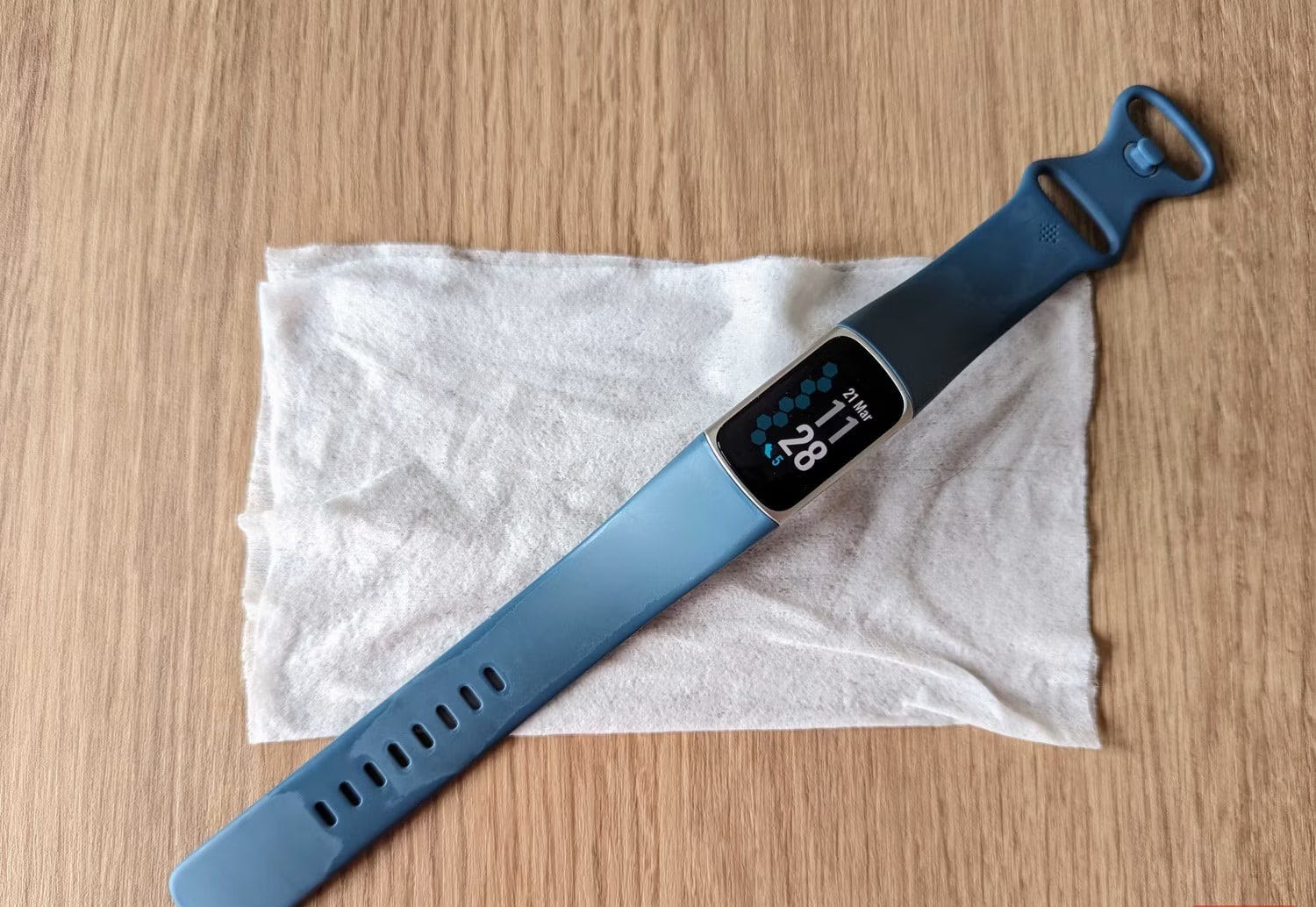 صورة لـ الطرق التي يُمكنك من خلالها مُساعدة جهازك من Fitbit على الاستمرار لفترة أطول | 15yVsVXCYYXg6PlamW4ZguQ-DzTechs