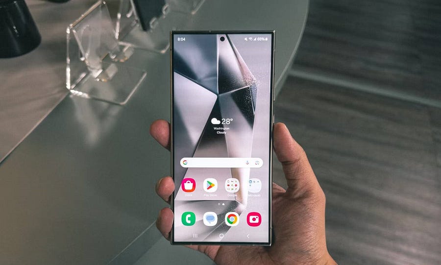 صورة لـ Galaxy S24 Ultra أم Pixel 8 Pro: أي هاتف Android الرائد هو الأفضل؟ | 1Yyz0gUrTa6hpKEdvyPLs_A-DzTechs