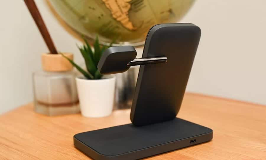 صورة لـ مُراجعة Nomad Stand One Max: قاعدة شحن بجانب السرير شبه مثالية لنظام Apple البيئي | 1bMOuXlc2NqkTzuizANKBZA-DzTechs