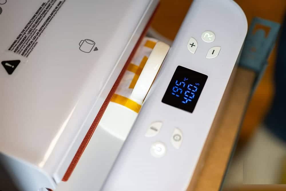 صورة لـ مُراجعة المكبس الحراري لـ HTVRont Auto Tumbler: نتائج مُختلطة | 1t5D0HY6EuarKD0Oh1JKI7w-DzTechs