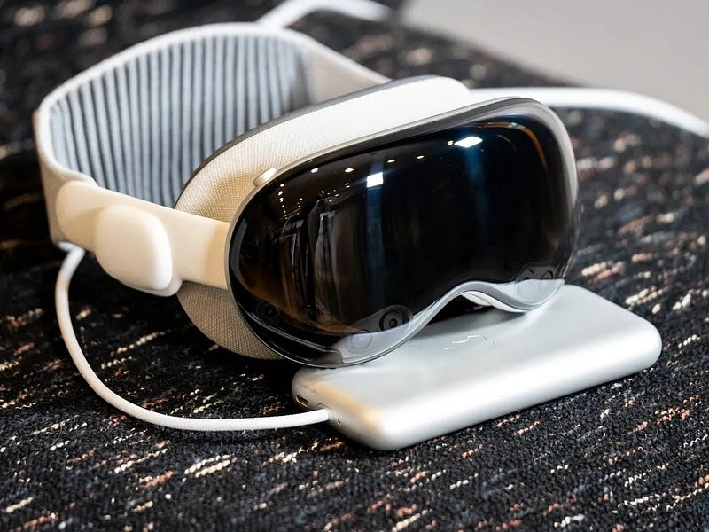 صورة لـ لقد قمت بإرجاع Apple Vision Pro مُنذ شهرين: إليك سبب عدم ندمي على القيام بذلك | 12NLOHQIaUg4LYrHX3ggRFA-DzTechs