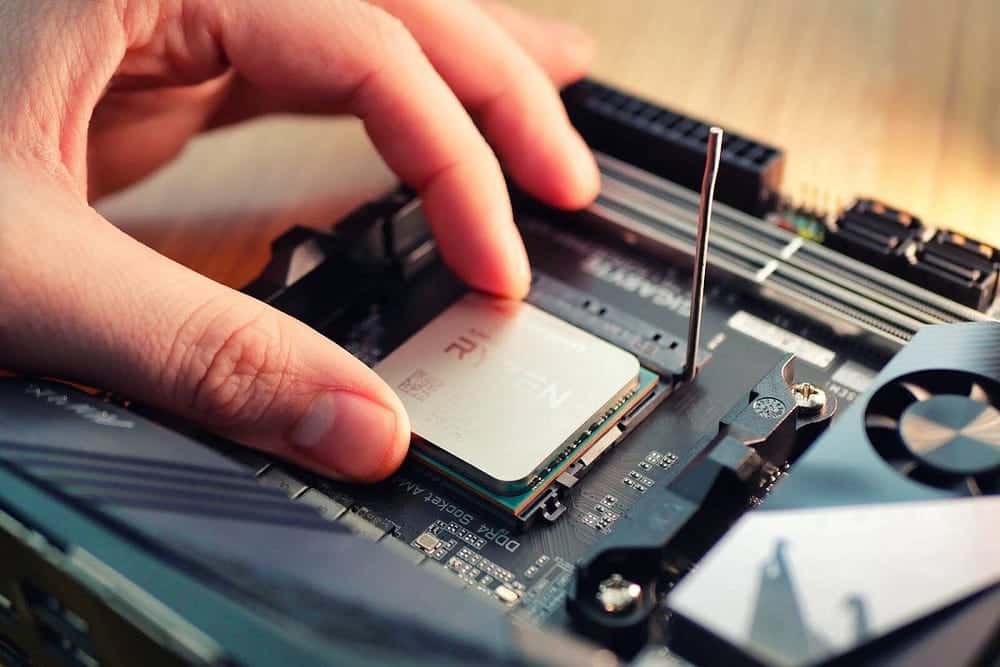 صورة لـ هل من المُهم ترقية المُعالج أم بطاقة الرسومات لديك أولاً؟ | 15K-jvQkhallyNqYmtZf8TQ-DzTechs