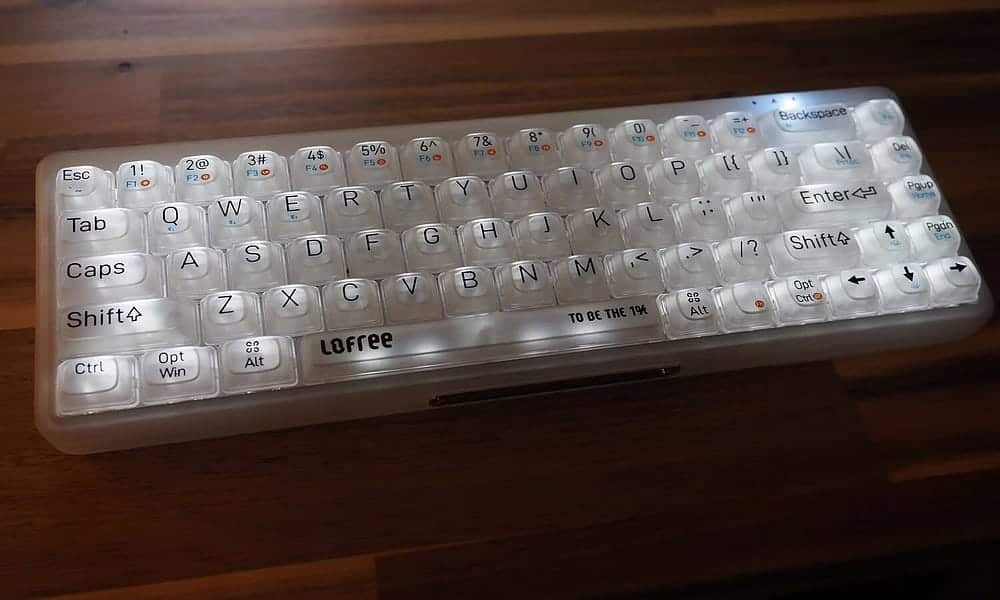 صورة لـ أضف لمسة من الشفافية إلى مكتبك باستخدام لوحة المفاتيح الميكانيكية المُميزة من Lofree | 1G4jxL7mbC-6kJKNdg6FvLw-DzTechs