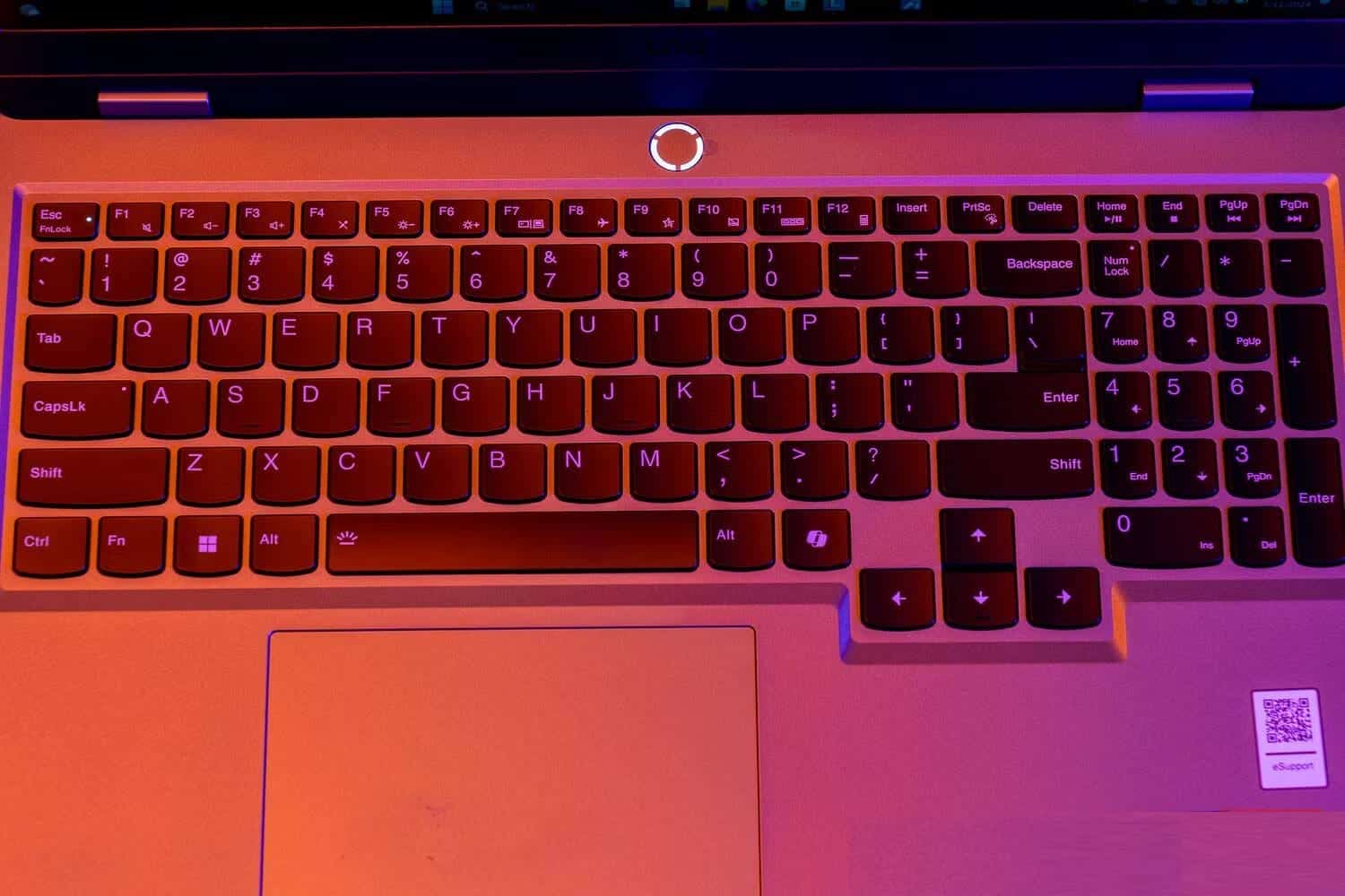 صورة لـ مُراجعة Lenovo LOQ 15IAX9I: يُمكِّنك من مُمارسة ألعاب الكمبيوتر الأساسية أثناء التنقل | 1IhpH2zeFmSCS1e9Xn91PtA-DzTechs