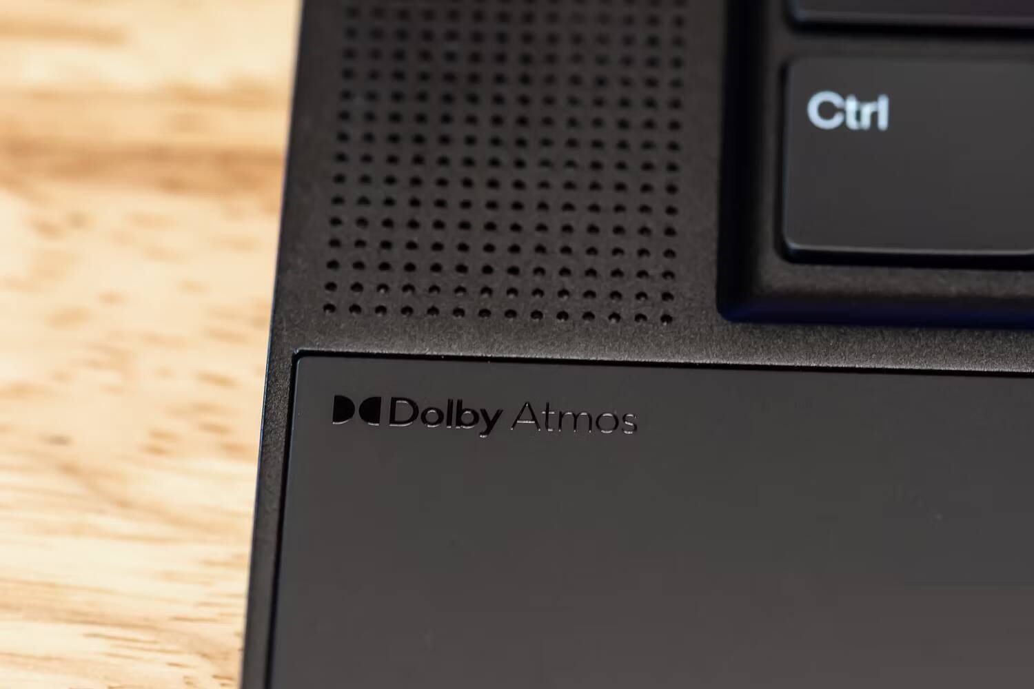 صورة لـ مُراجعة Lenovo ThinkPad Z16 Gen 2 AMD: رفيق رائع للعمل والمهام المكتبية | 1_Fy_LKyo0gYbsCKGJMEqIg-DzTechs