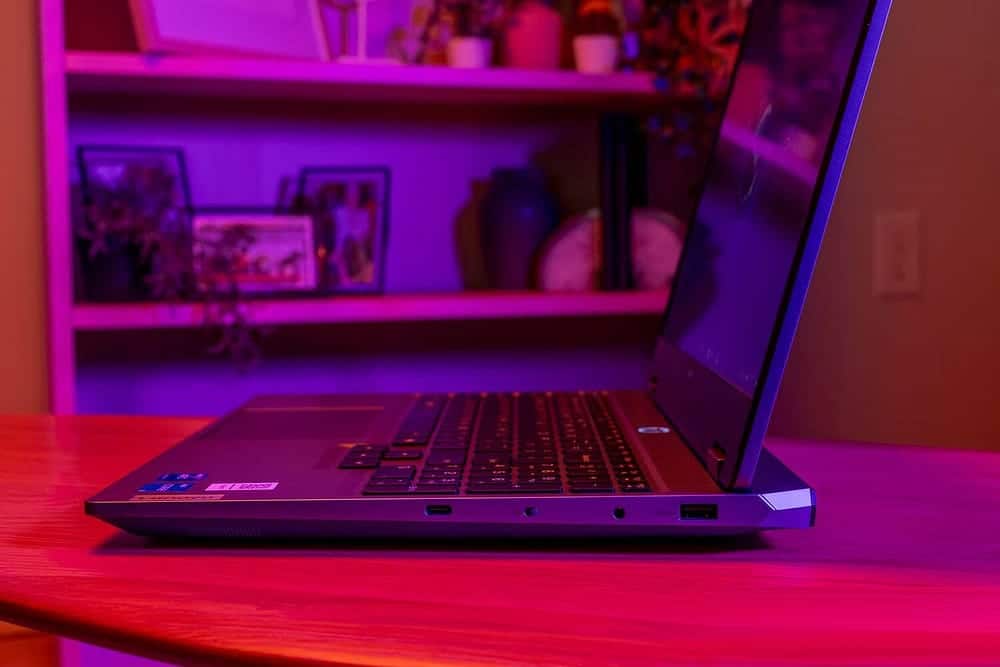 صورة لـ مُراجعة Lenovo LOQ 15IAX9I: يُمكِّنك من مُمارسة ألعاب الكمبيوتر الأساسية أثناء التنقل | 1cFzXZVyExV9oCpe6OXGI-A-DzTechs