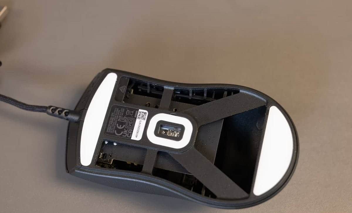 صورة لـ مُراجعة NZXT Lift 2 Symm: ماوس ألعاب فعَّال وخفيف الوزن | 1fq2Liut041Rny1ltOTTk_w-DzTechs