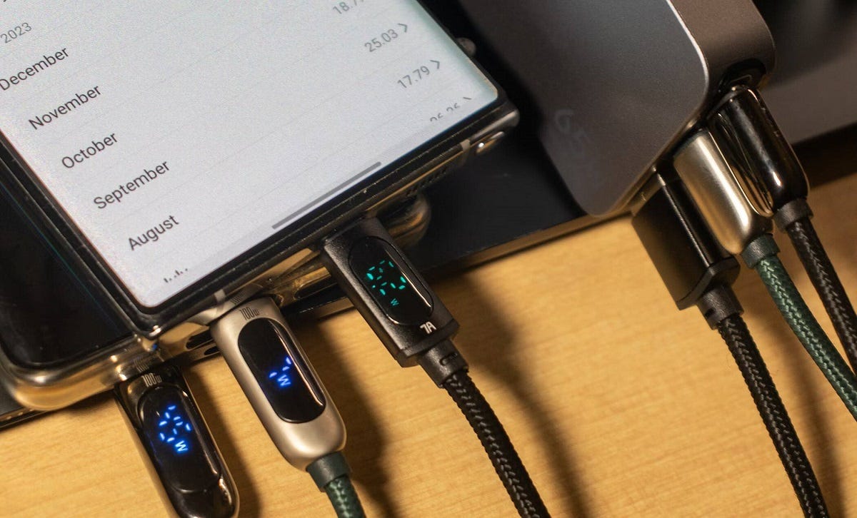 صورة لـ Ugreen Nexode Pro 65W Slim: شاحن أصغر من محفظتك ويُمكنه شحن الـ MacBook الخاص بك | 1s7c9c-4zaI0fIvzaLO-HCA-DzTechs