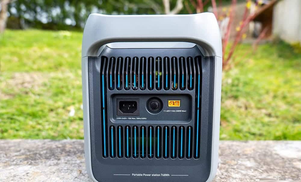 صورة لـ مُراجعة Anker Solix C800 Plus: الرفيق المثالي في حالات الطوارئ ومُناسبات التخييم | 1FXvqfhSmDB3ziBCHI48_rQ-DzTechs