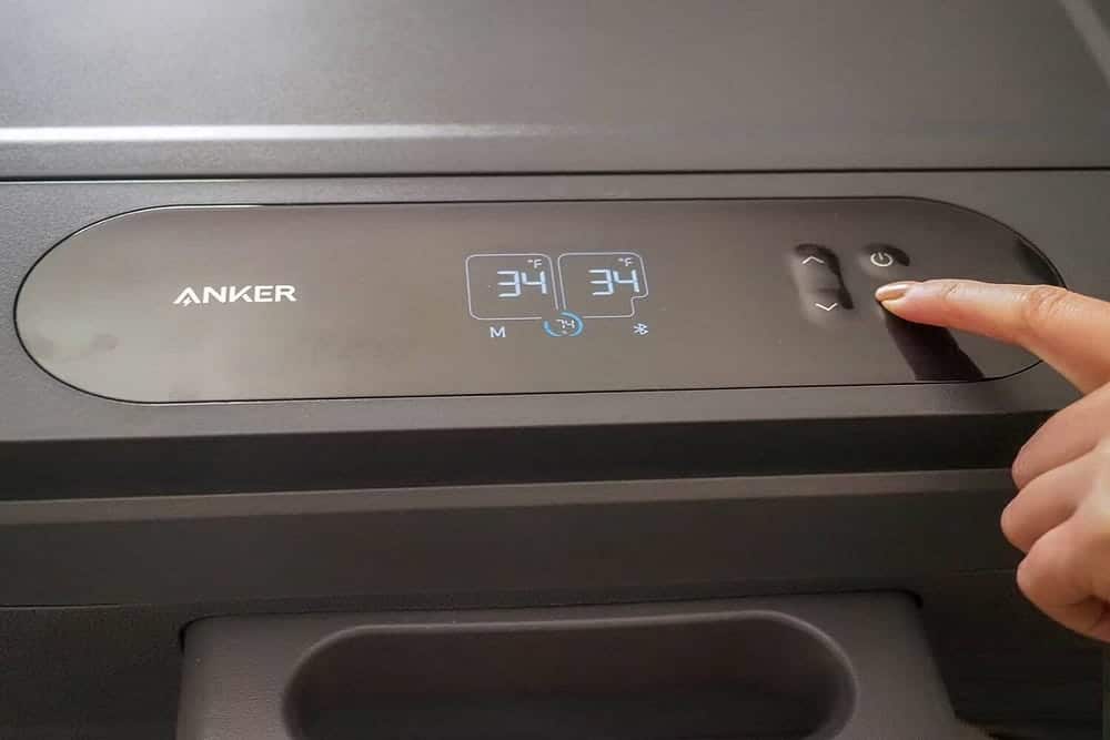 صورة لـ مُراجعة Anker EverFrost Dual-Zone Powered Cooler 50: تبريد مرن عند الطلب | 1POoxw95FuJpNBeqfz65i3A-DzTechs