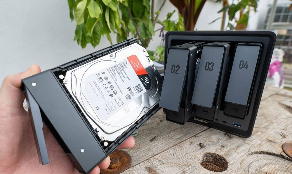 صورة لـ مُراجعة Ugreen NASync DXP4800 Plus: مُكوِّنات مُمتازة وبرمجيات واعدة | 1Sk-_wd-A0Dgk1c9fjc-6qA-DzTechs