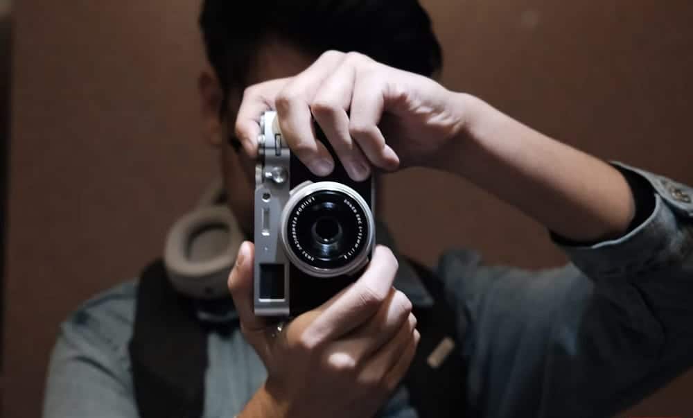 صورة لـ تجربة كاميرا Fujifilm X100VI: تحسينات في المُستشعر وأداء مُميز | 1DP9pqdO_dBNvIDqDh5USng-DzTechs