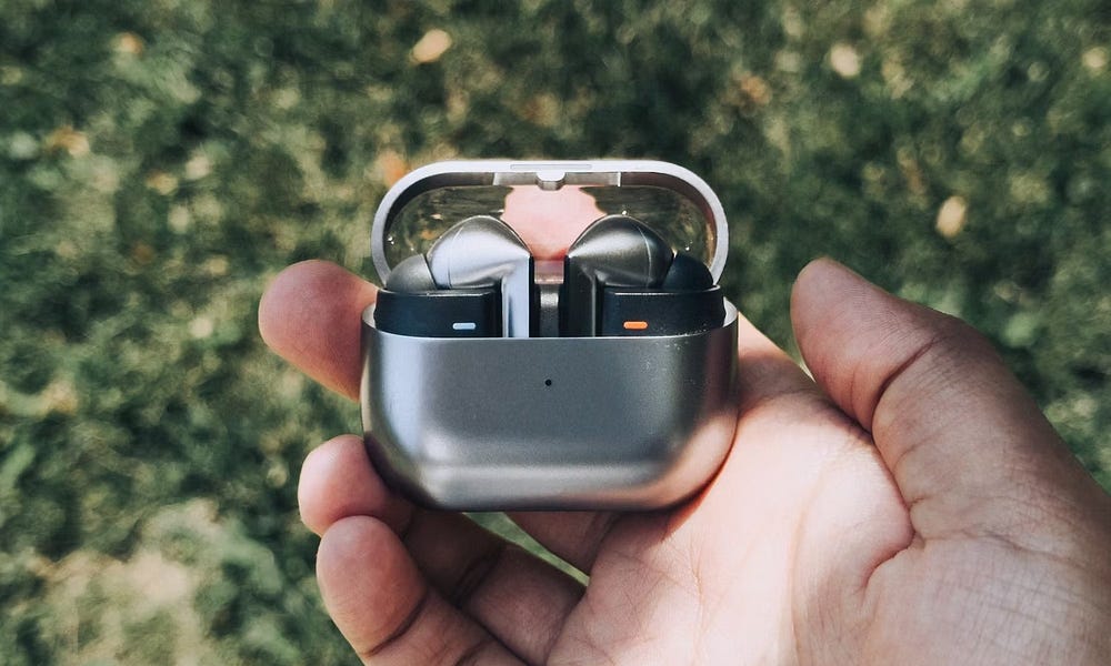 صورة لـ تجربة Samsung Galaxy Buds 3 Pro: تصميم مألوف وأداء مُميز | 1P9cQsbCK2SMR3e34kZYv8Q-DzTechs