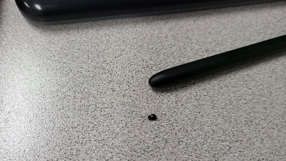 صورة لـ تجنب هذه الأخطاء البسيطة مع قلم S Pen من Samsung لتجنب كسرها | 1QHsegc3aF-AfzDXFRe1JVA-DzTechs