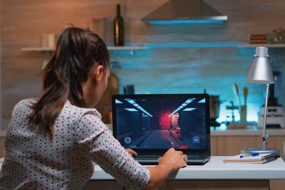 صورة لـ لماذا يُعتبر اللعب على الكمبيوتر المحمول الخيار الأفضل بالنسبة لي | 1OxUwlK3hrLuNLZBONULzaQ-DzTechs