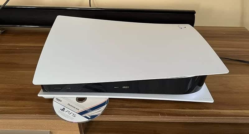 صورة لـ ما الذي يجعلني أفضل عدم الترقية إلى PS5 Pro | 1YXRrPMZb-d2EhIimT5K4Kw-DzTechs