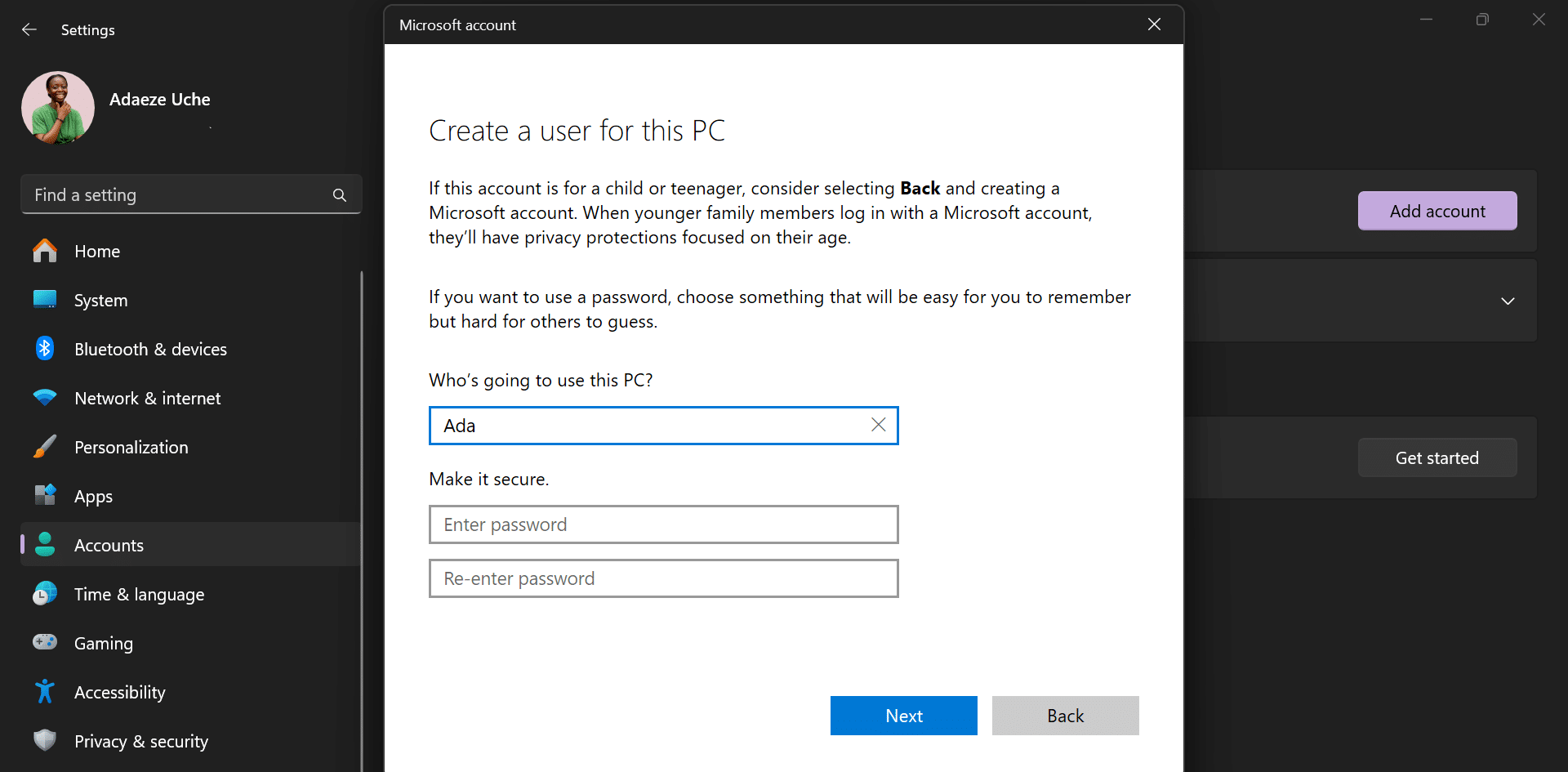 مربع حوار إنشاء مستخدم لهذا الكمبيوتر الشخصي كما هو معروض في تطبيق الإعدادات على جهاز كمبيوتر يعمل بنظام Windows 11